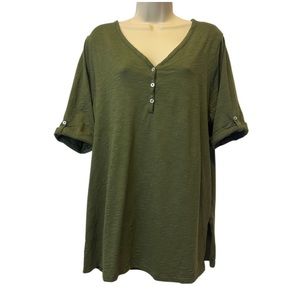 Chicos The Ultimate Tee Women’s Green V neck Quarter Sleeve T-shirt